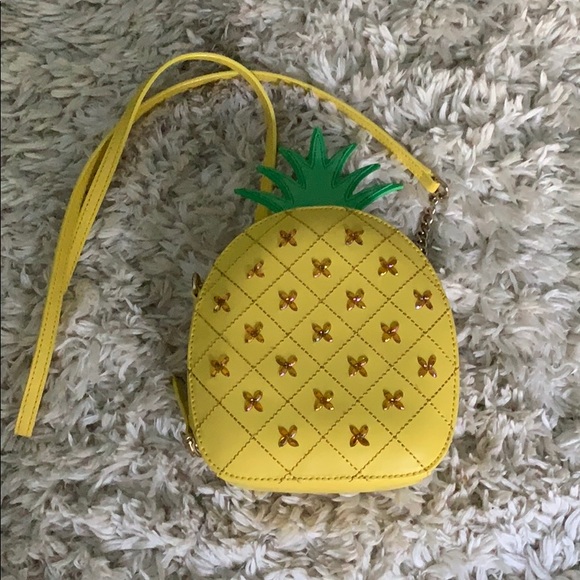 kate spade Handbags - KATE SPADE PINEAPPLE PURSE
